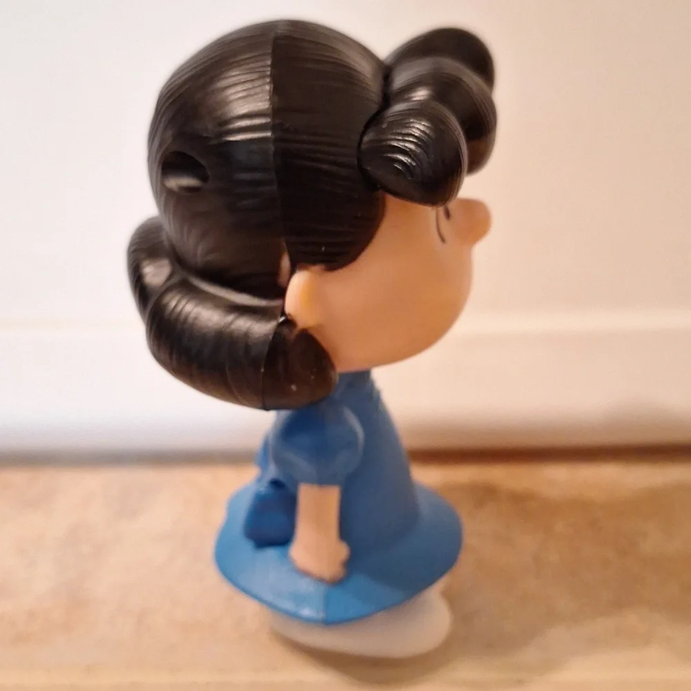 Peanuts Lucy Van Pelt Grumpy‎ Figure Blue Dress Action Toy Collectible